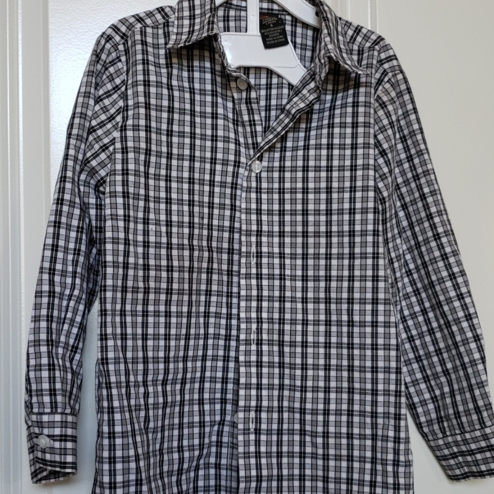 Shirt - Picture 2 of 4